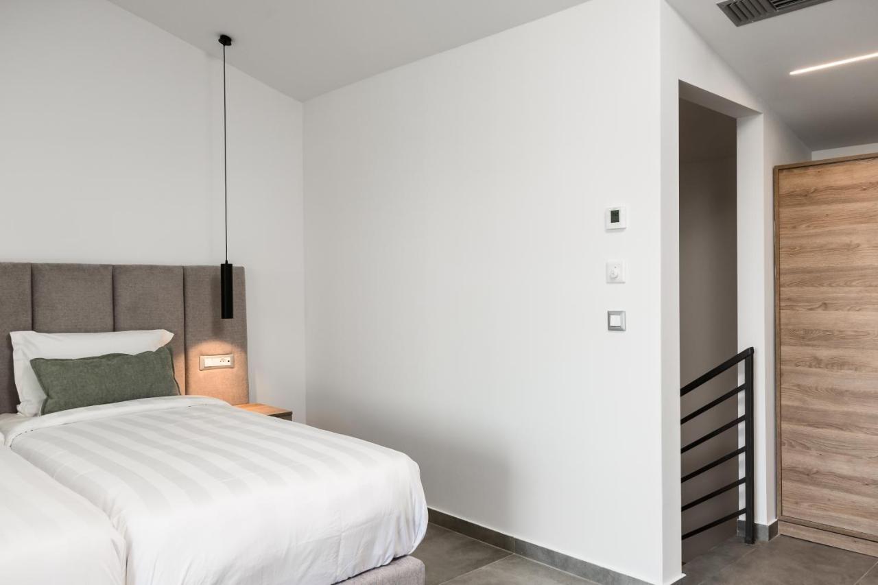 Acharavi Beach Hotel Ngoại thất bức ảnh