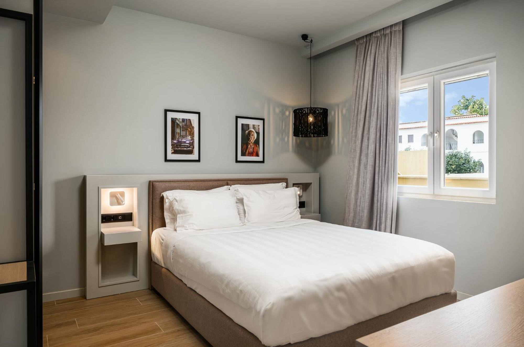Acharavi Beach Hotel Ngoại thất bức ảnh